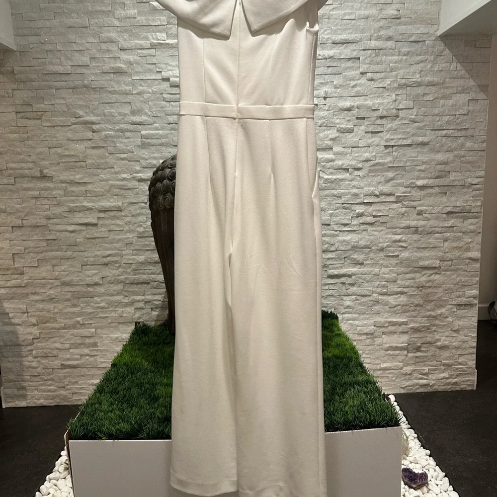 Xscape Strapless off shoulder white jumpsuit size 4 - Picture 2 of 8